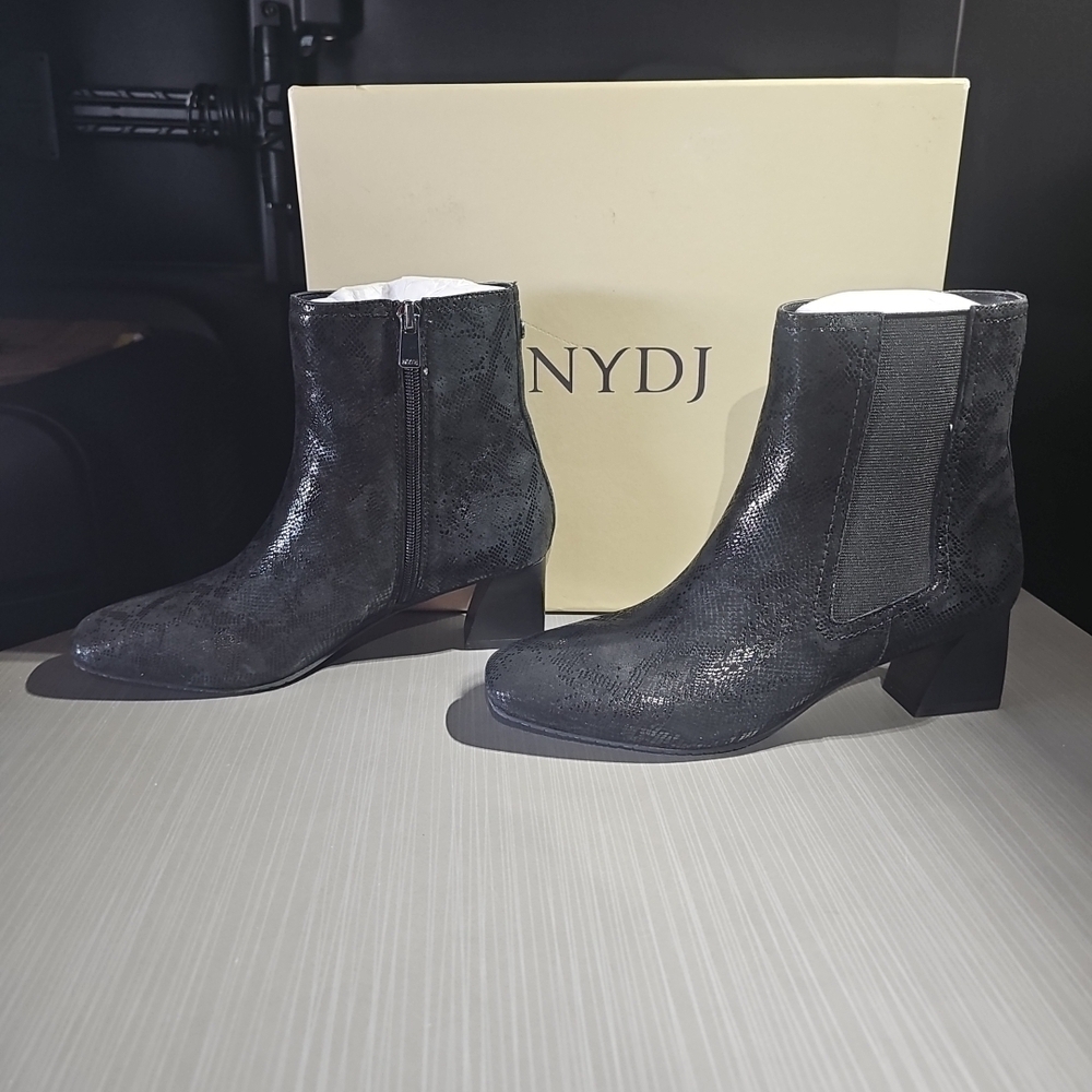 NYDJ Scooter Black Snake Print Block Heeled Boot Women's Size 7M NEW In Box